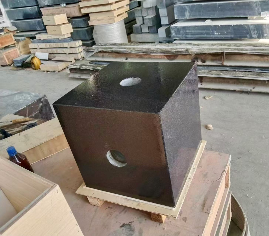 Marble and other high cube boxes